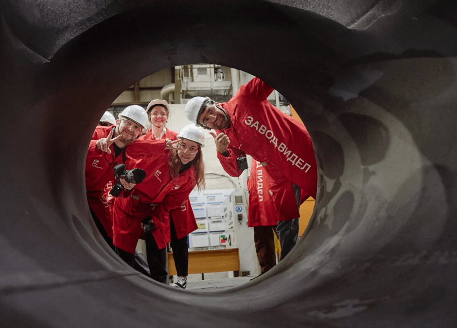 Челябинский завод ОМК стал площадкой для блог-тура участников премии «ШУМ»